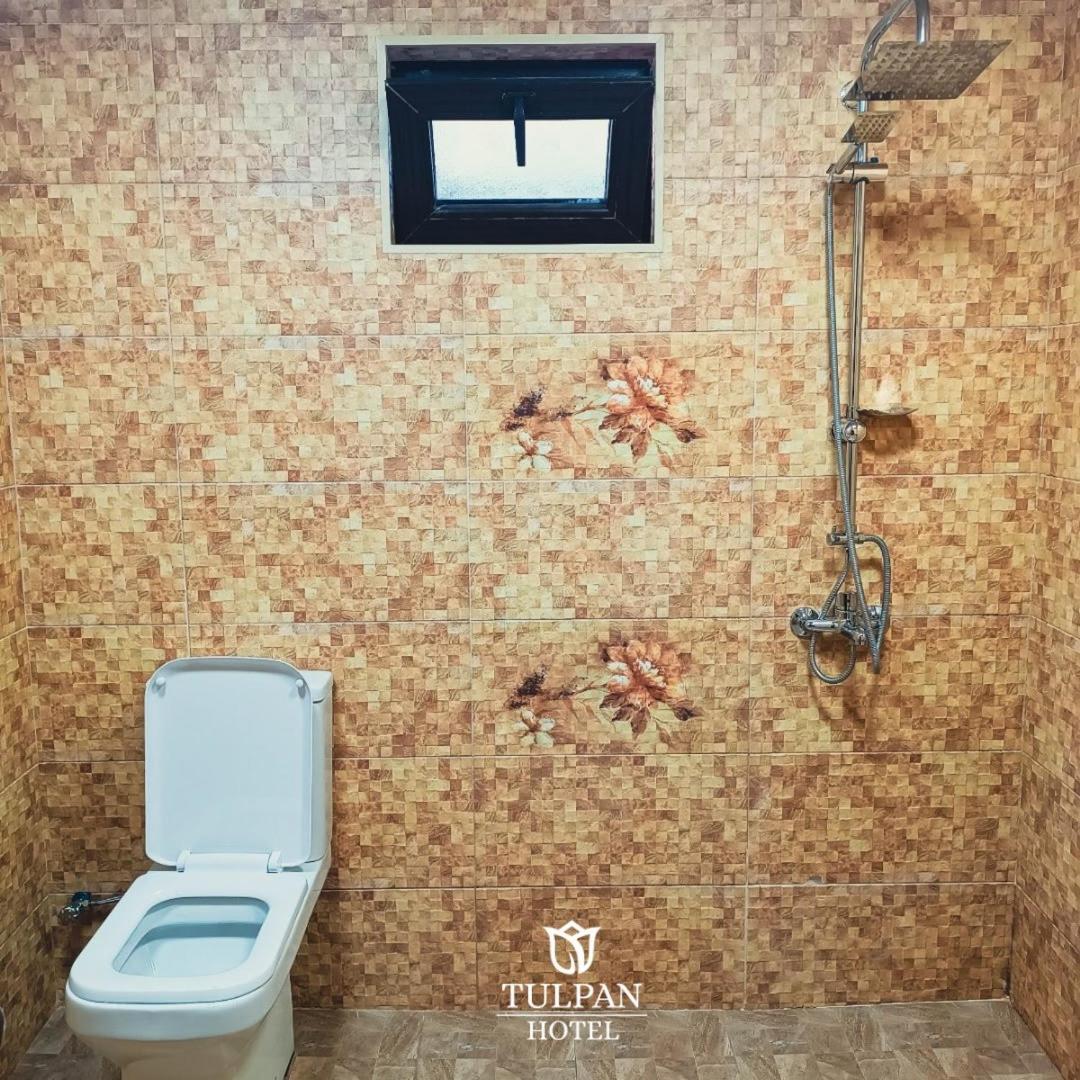 Şǝki Tulpan Hotel מראה חיצוני תמונה